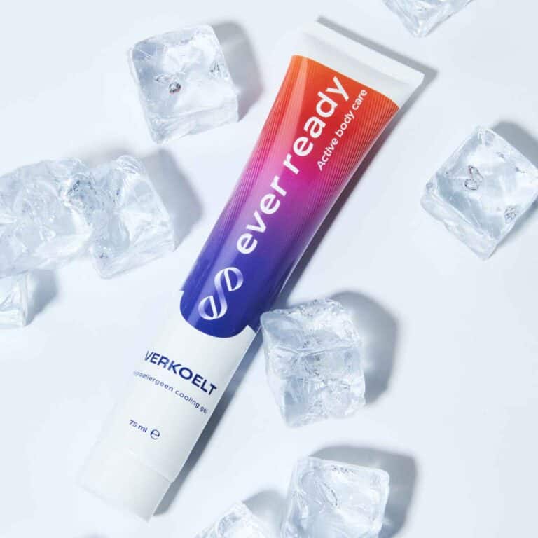 Cooling gel met ijs. Verkoelende gel of koelzalf voor spieren en gewrichten